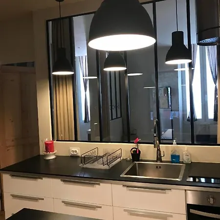 T2 Centre Avec Extérieur Apartamento